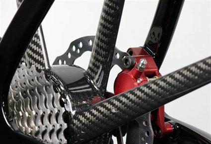 أستون مارتن تطلق دراجة إكس فاكتور ون-77  